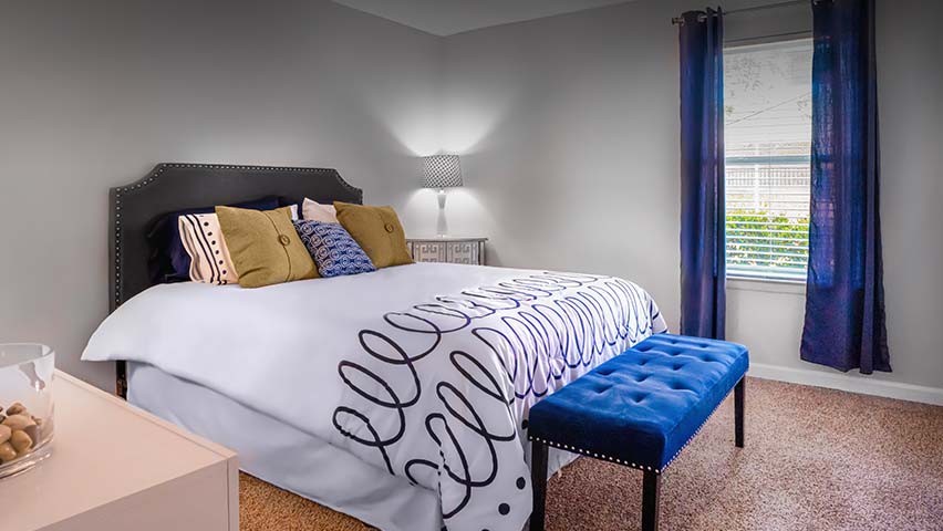 Bedroom 852x480 1 Newly renovated apartments in Homewood